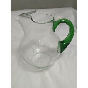 Clear Glass Pitcher With Green Handle 8.5 In Tall 2.5 Quarts